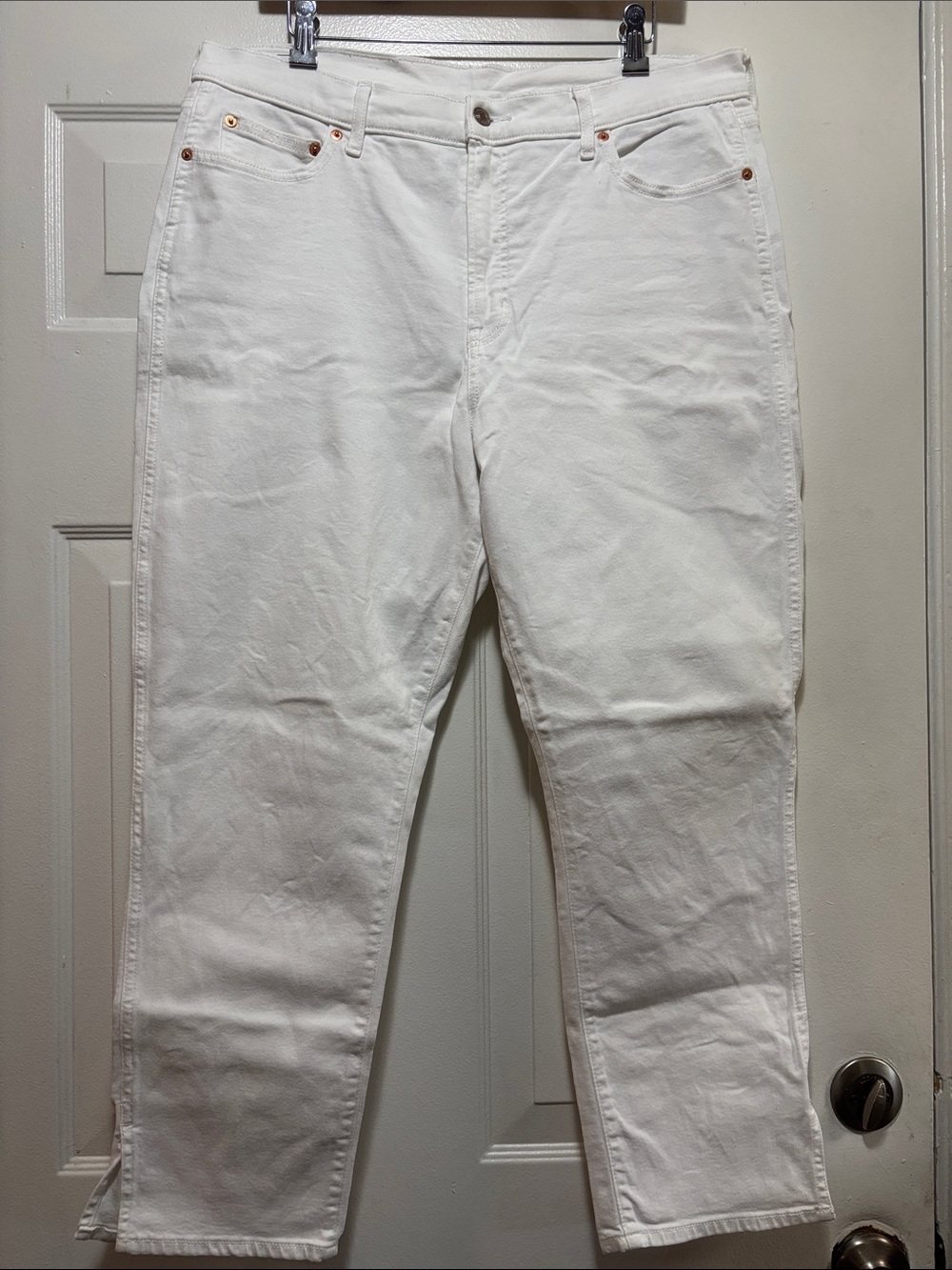 GAP Women's White Ankle Jeans